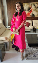 Load image into Gallery viewer, Colour block kurta set pink
