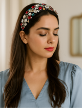 Load image into Gallery viewer, Elizabeth Colour