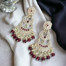 Load image into Gallery viewer, Jaipuri Emarat earrings- ruby