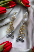 Load image into Gallery viewer, Semi precious mother of pearl earrings
