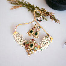 Load image into Gallery viewer, Antique Gold multicoloured choker set