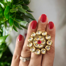 Load image into Gallery viewer, Jadau and Kundan ring