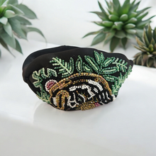 Load image into Gallery viewer, Feral