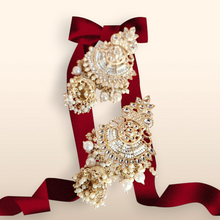 Load image into Gallery viewer, Kundan and pearl jhumki chandbali earrings