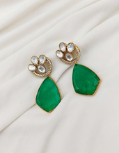 Load image into Gallery viewer, “Emerald Enchant” Moissanite & Emerald Choker