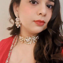 Load image into Gallery viewer, "Sitaara" Kundan Choker Set