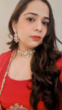 Load image into Gallery viewer, "Sitaara" Kundan Choker Set