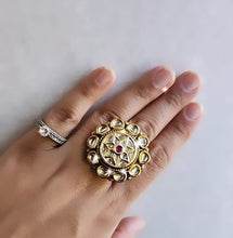 Load image into Gallery viewer, Ruby and Kundan statement ring