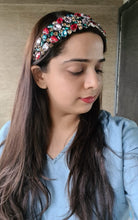 Load image into Gallery viewer, Elizabeth Colour