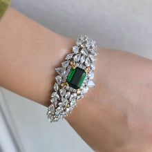 Load image into Gallery viewer, Verdant Lustre (Emerald diamond Bracelet)