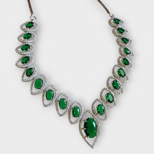 Load image into Gallery viewer, Emerald Zenith Necklace