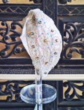 Load image into Gallery viewer, Paris Rainbow