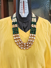 Load image into Gallery viewer, "Verdure Veda" Polki Green Beaded Mala Set