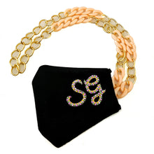 تحميل الصورة إلى عارض المعرض، قناع الحروف الأولى باللون الأسود مع حبات ملونة وسلسلة