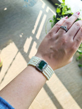 Load image into Gallery viewer, Emerald and pearl bracelet