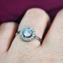 Load image into Gallery viewer, Diamond ring- white gold