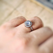 Load image into Gallery viewer, Diamond ring- white gold