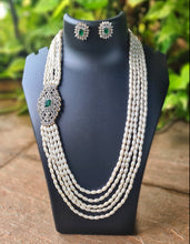 Load image into Gallery viewer, Emerald Vritti (Asymmetric Diamond & Pearl Layered Set – Green)