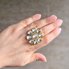 Load image into Gallery viewer, Classic kundan ring