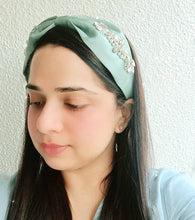 Load image into Gallery viewer, Zara green