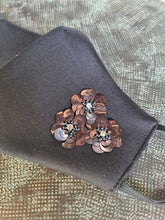 Load image into Gallery viewer, Shaya Black mask with mask chain