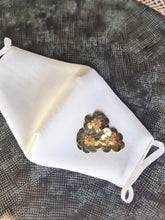 Load image into Gallery viewer, Shaya white mask with mask chain