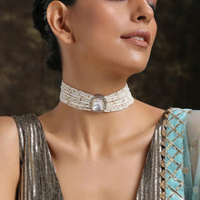 Load image into Gallery viewer, "Noorani Bindu" Kundan Diamond Choker Set