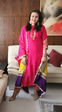 Load image into Gallery viewer, Colour block kurta set pink
