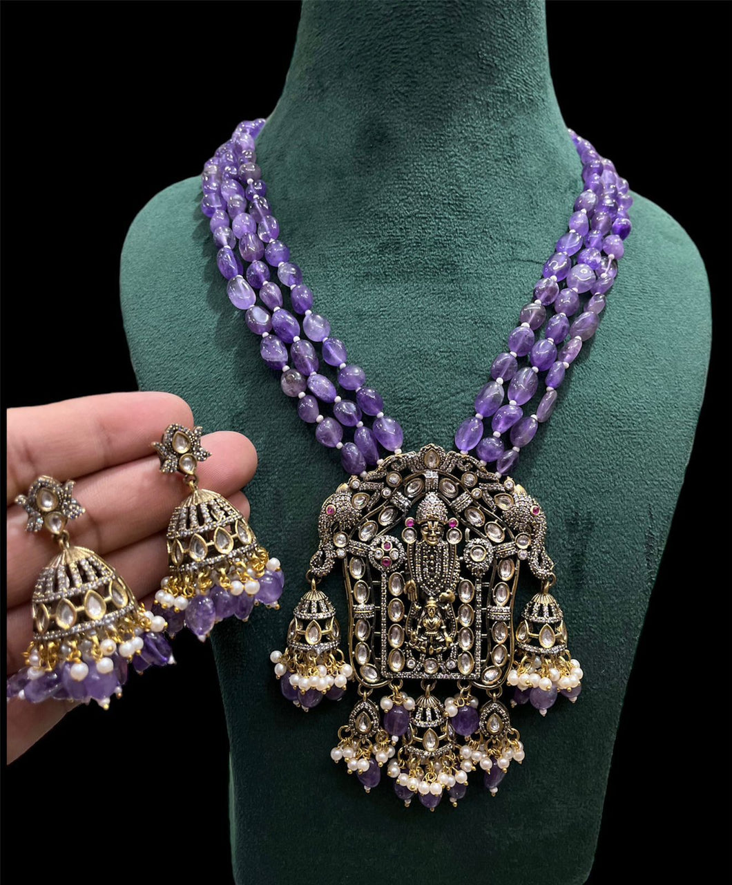 Regal Amethyst gemstones victorian finished necklace
