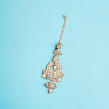 Load image into Gallery viewer, Polki chandbali maangtika with pearls
