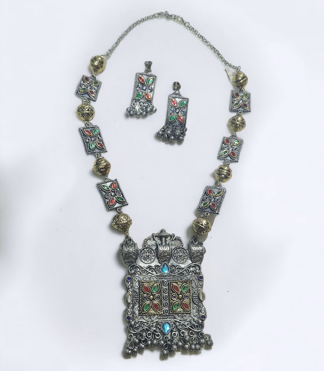 Antique silver minar necklace with earrings