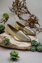 Load image into Gallery viewer, Gold ballerina

