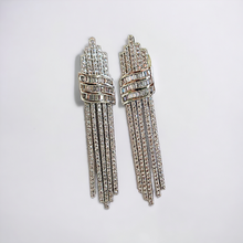 Load image into Gallery viewer, Malaika silver trickle earrings

