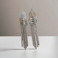 Load image into Gallery viewer, Malaika silver trickle earrings
