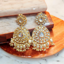 Load image into Gallery viewer, Uncut polki pearl earrings
