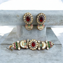 Load image into Gallery viewer, Jadau choker with earrings- multicolour

