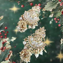 Load image into Gallery viewer, Kundan and pearl jhumki chandbali earrings

