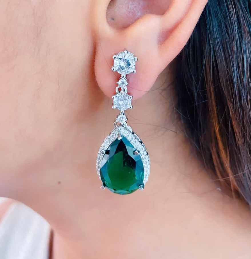 Garcelle Emerald earrings