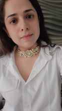 Load image into Gallery viewer, Kundan choker with earrings

