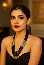 Load image into Gallery viewer, “Tamra Veil” (Victorian Diamond &amp; Crystal Set – Black)
