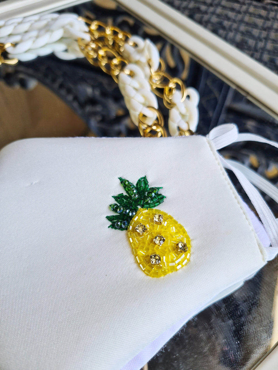 Pineapple white mask with mask chain