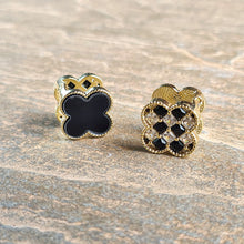 Load image into Gallery viewer, Clover diamonté earrings
