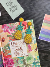 Load image into Gallery viewer, Pineapple earrings

