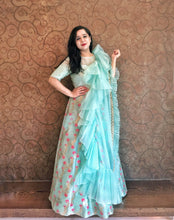 Load image into Gallery viewer, Sky blue banarasi lehenga set
