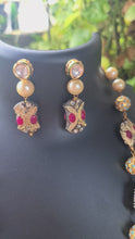 Load and play video in Gallery viewer, Silver antique set with pearls
