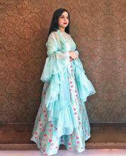 Load image into Gallery viewer, Sky blue banarasi lehenga set
