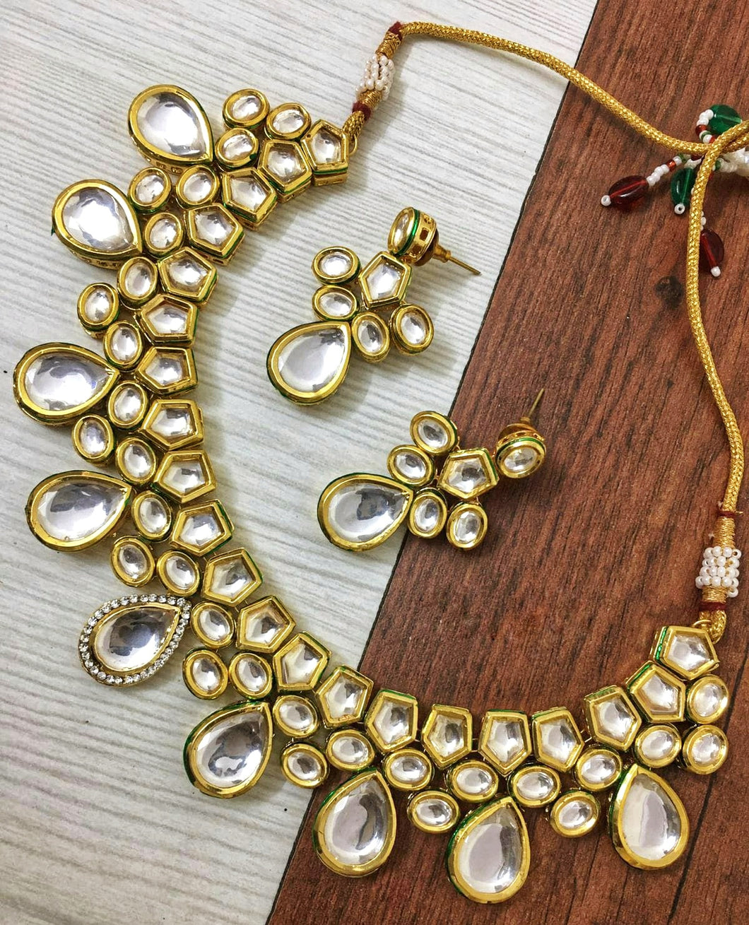 Classic kundan set with earrings