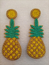 Load image into Gallery viewer, Pineapple earrings
