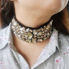 Load image into Gallery viewer, Elizabeth gold choker
