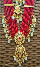 Load image into Gallery viewer, Gold finished kundan and onyx rani haar
